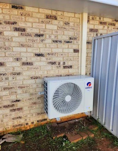 Clean Gree split system outdoor unit installation